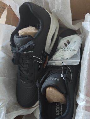 Skechers Women's Black and White Air-Cooled Memory Foam Sneakers